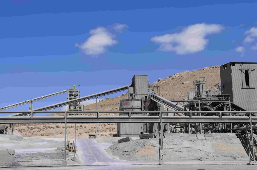 Machines de collecte des cendres volantes dans une mine