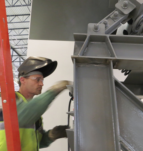 service-tech-conveyor